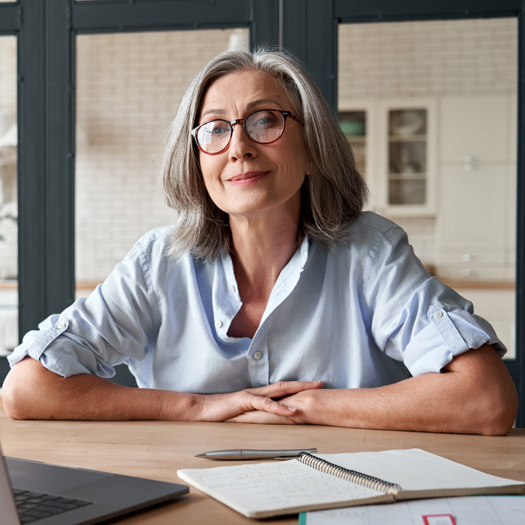 Glasses Styles for Older Women